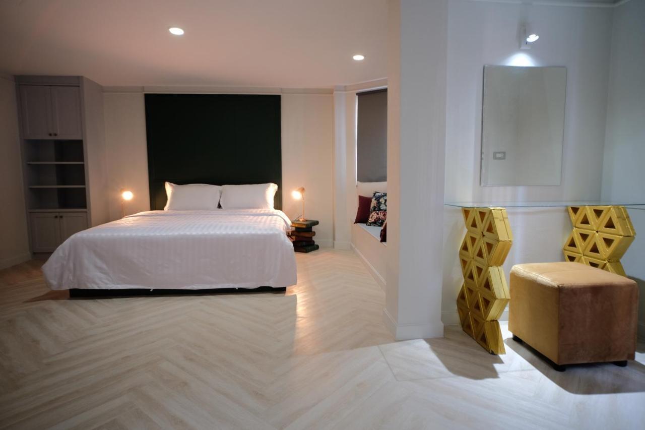 Baan Khun Pra Duplex Rm3 Bangkok Leilighet Eksteriør bilde