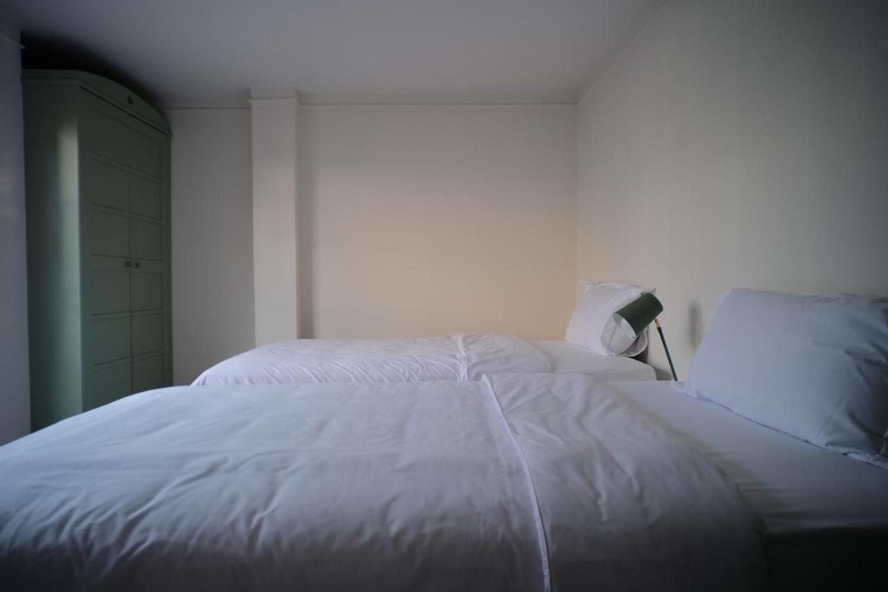 Baan Khun Pra Duplex Rm3 Bangkok Leilighet Eksteriør bilde